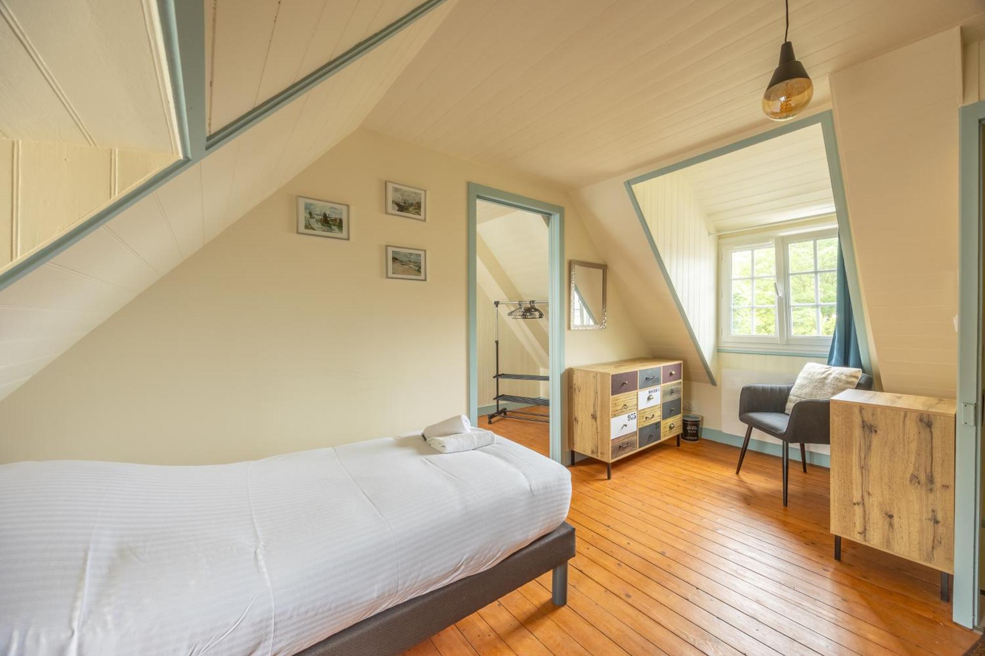 Les Colibris Villa อาร์โรม็องเชอเลส์แบ็ง ภายนอก รูปภาพ